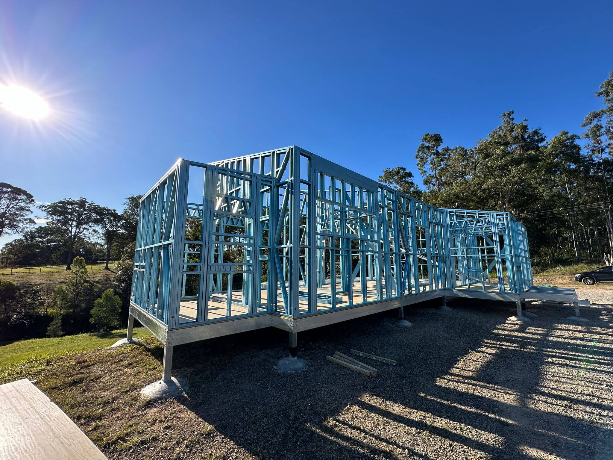 The Advantages of Using Steel Frames Over Timber Frames